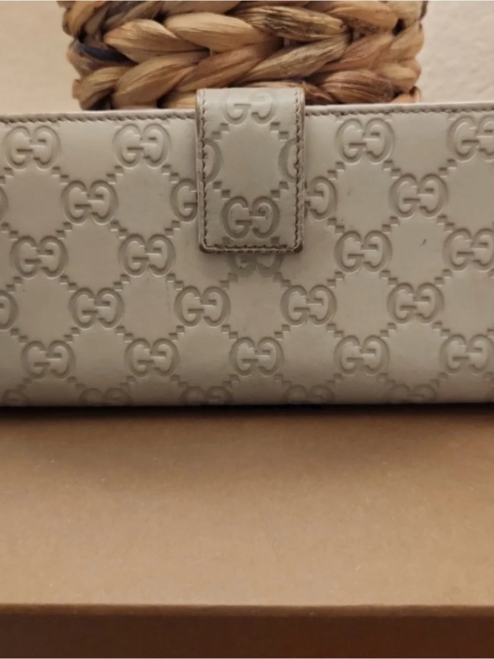 Gucci wallet embossed